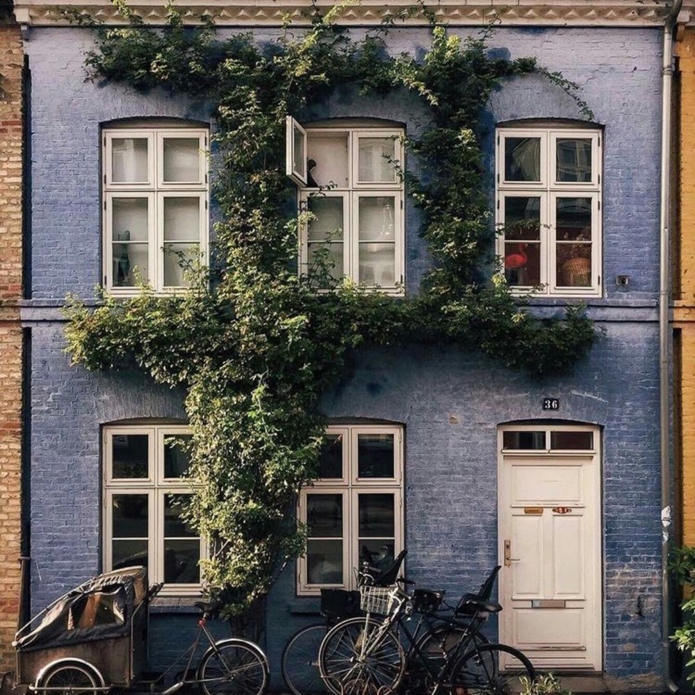 MAKE ME AN OFFER!! ❤️❤️❤️❤️